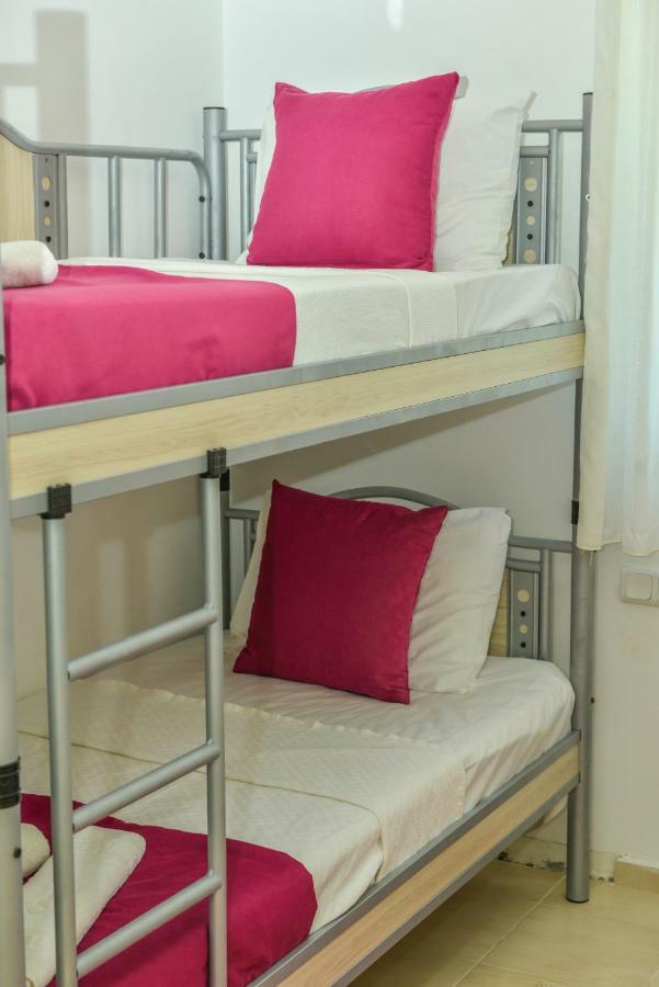 Saros Apartments Calis Beach Fethiye Exterior foto